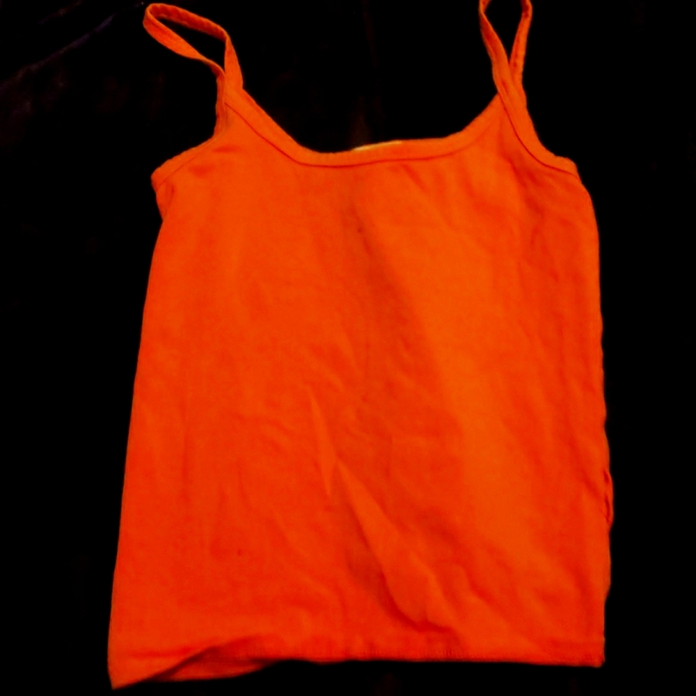 I am selling a tank top